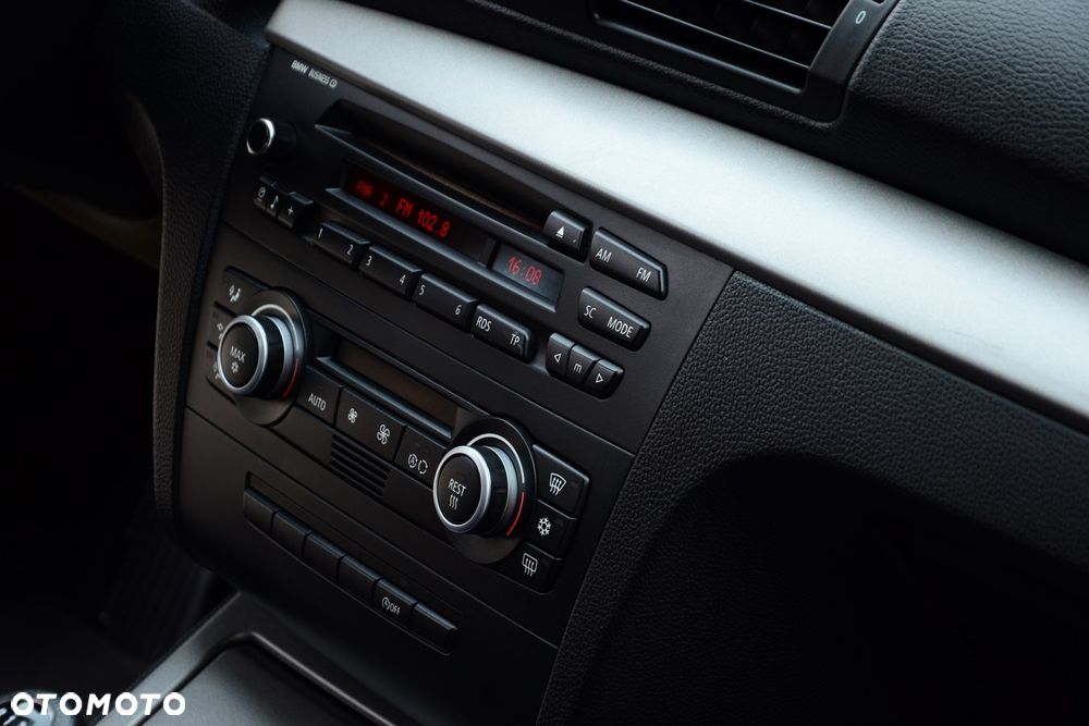BMW Seria 1 - 28