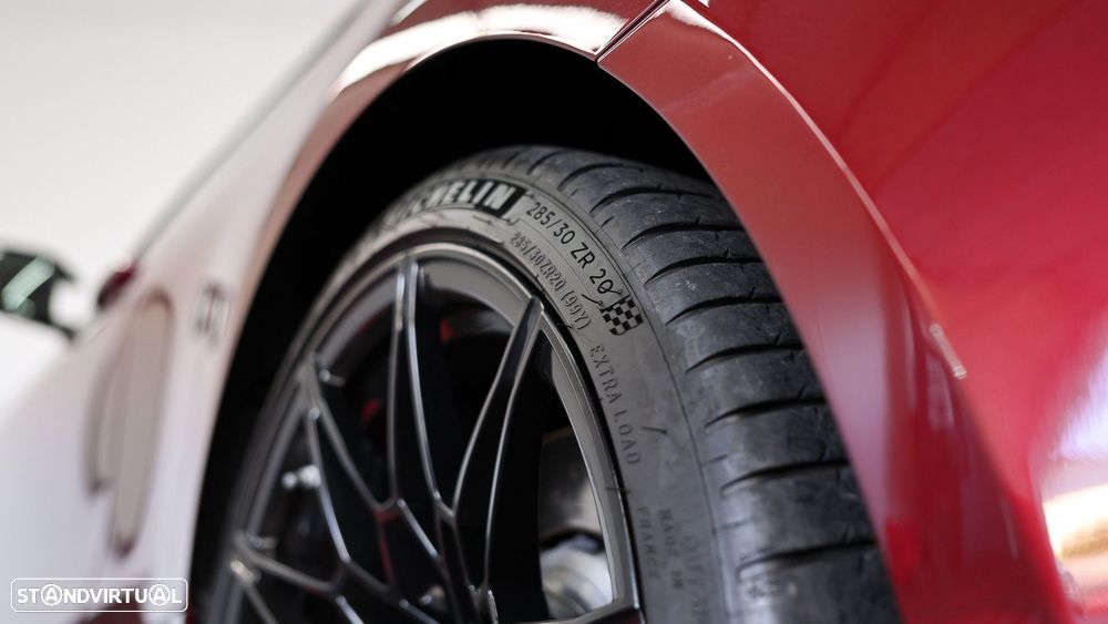 BMW M4 Competition Pack 50 anos M - 34