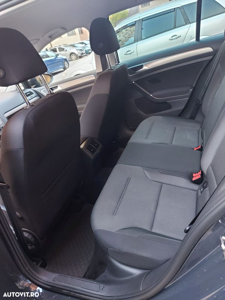 Volkswagen Golf 1.6 TDI DSG Highline - 3