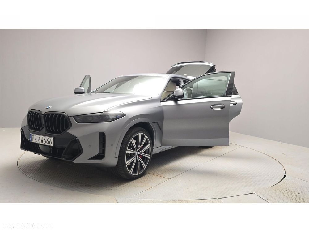 BMW X6 - 15