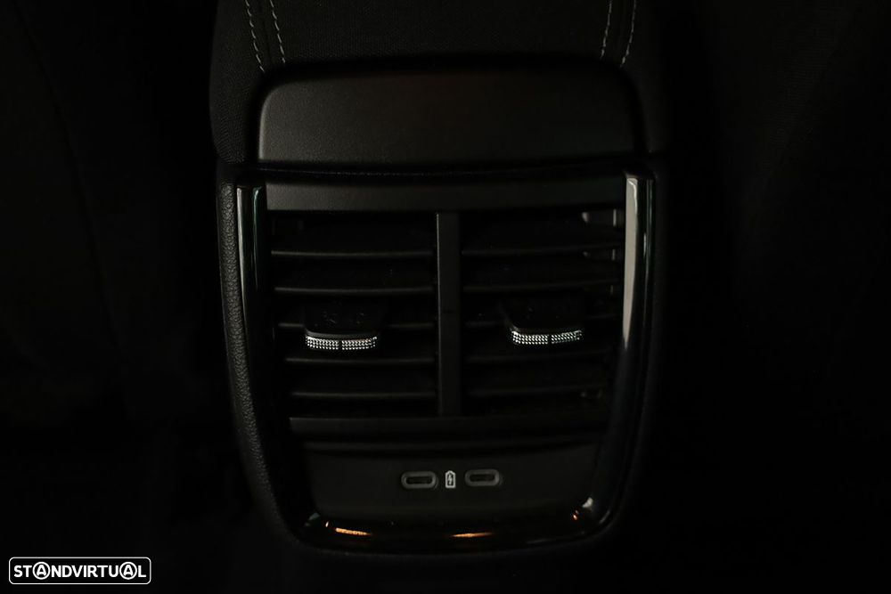 Skoda Kamiq 1.0 TSI Selection DSG - 22