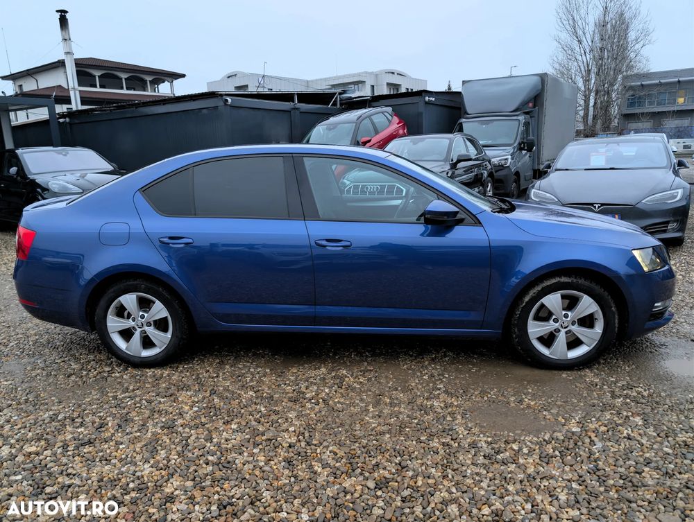 Skoda Octavia 1.5 TSI DSG Style - 5