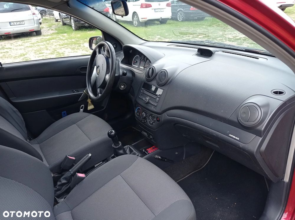 Chevrolet Aveo 1.2 16V Base - 6