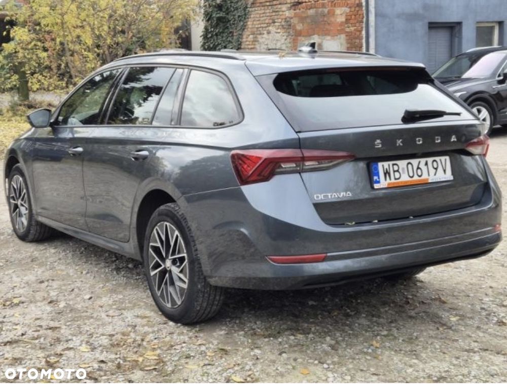 Skoda Octavia 2.0 TDI Ambition DSG - 4