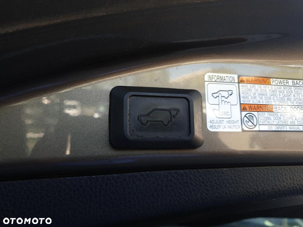 Toyota RAV4 2.0 D-4D Premium - 26