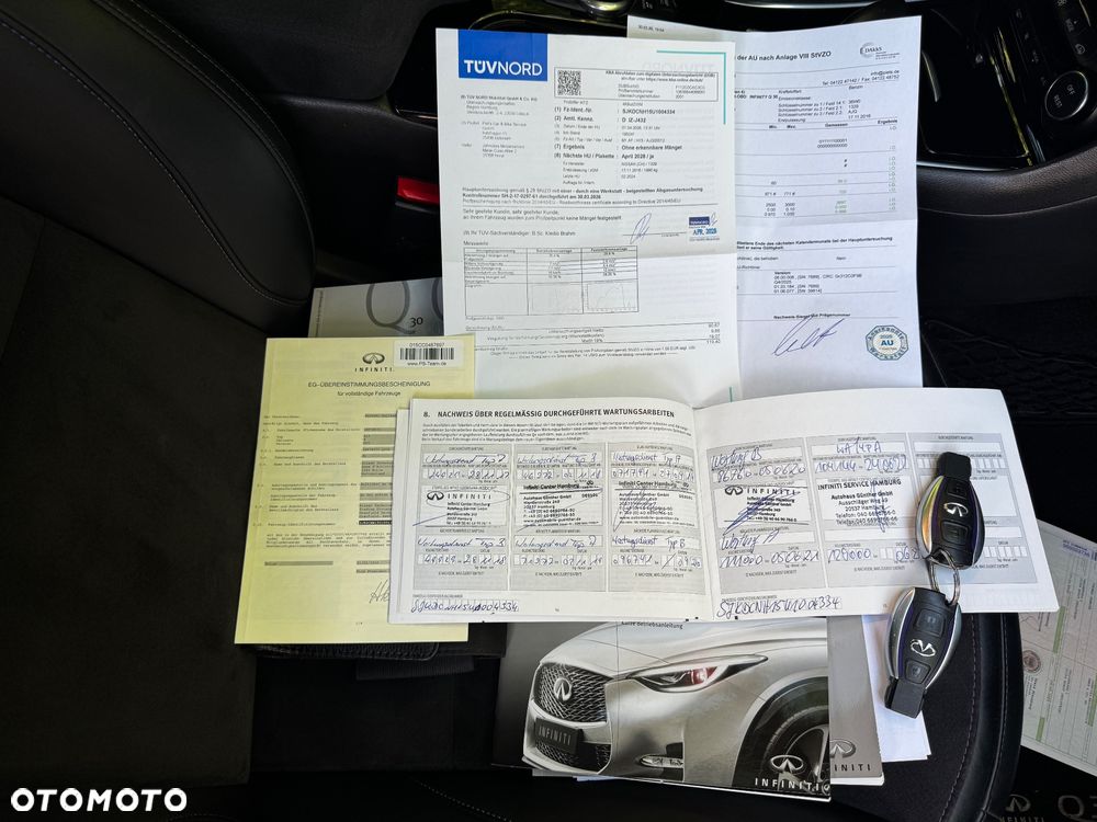 Infiniti Q30 2.0t DCT AWD Sport - 8
