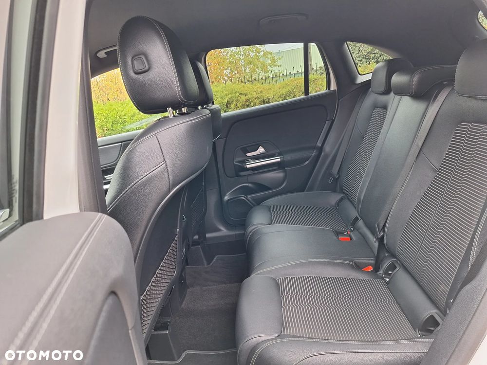 Mercedes-Benz GLA 220 d 8G-DCT AMG Line - 21