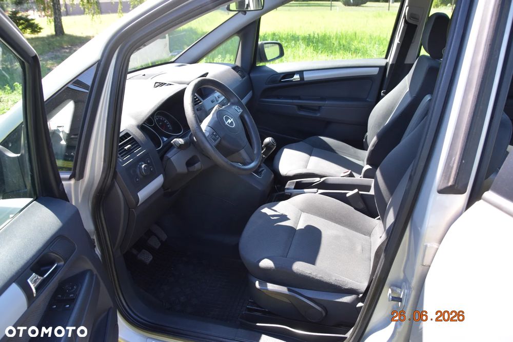 Opel Zafira 1.9 CDTI - 15