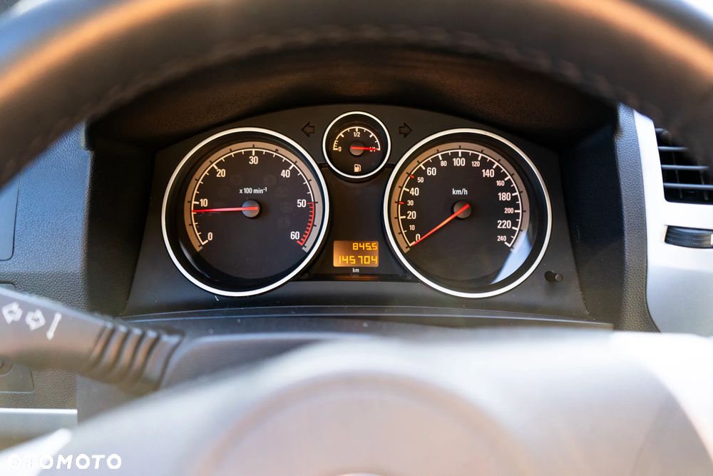 Opel Zafira 1.9 CDTI Essentia - 12