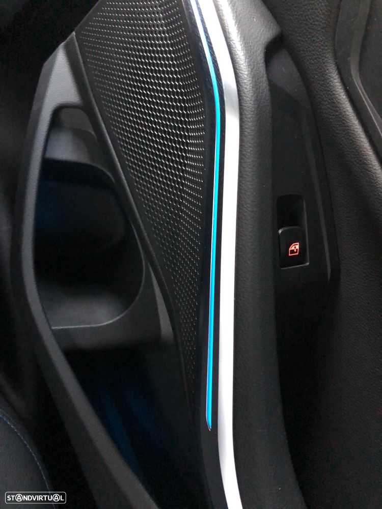 BMW 330 e Pack M Auto - 32