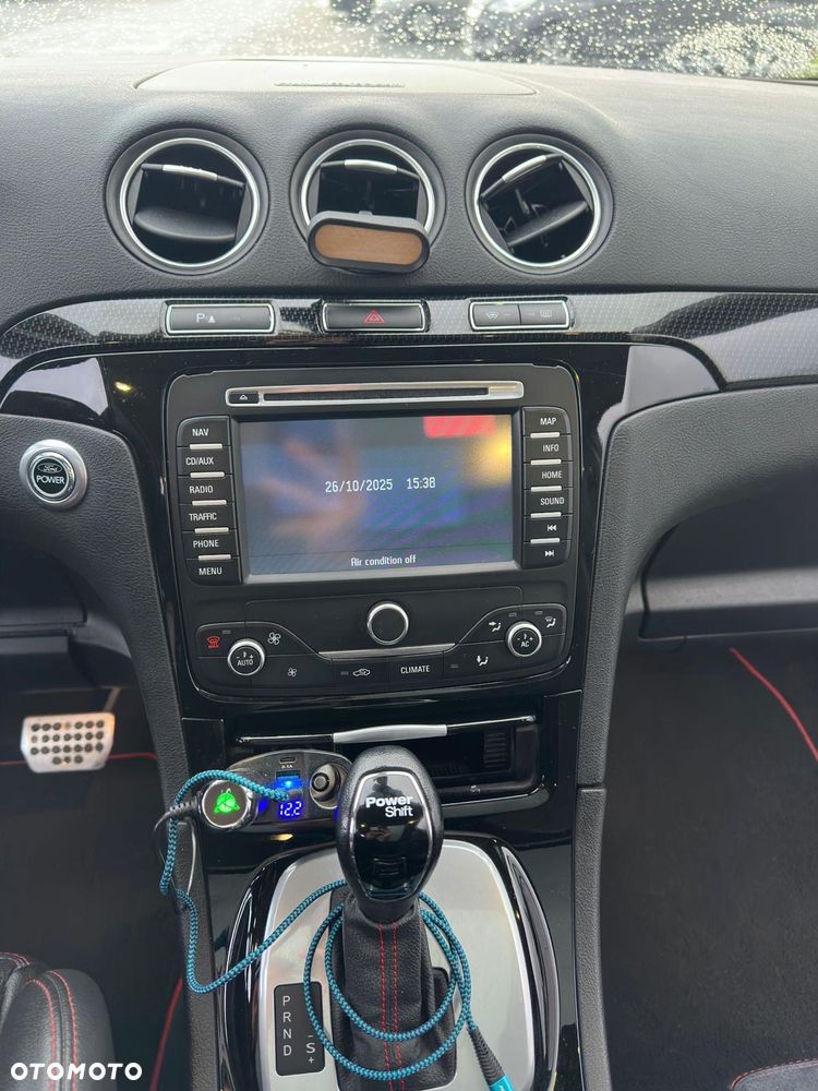 Ford S-Max - 9