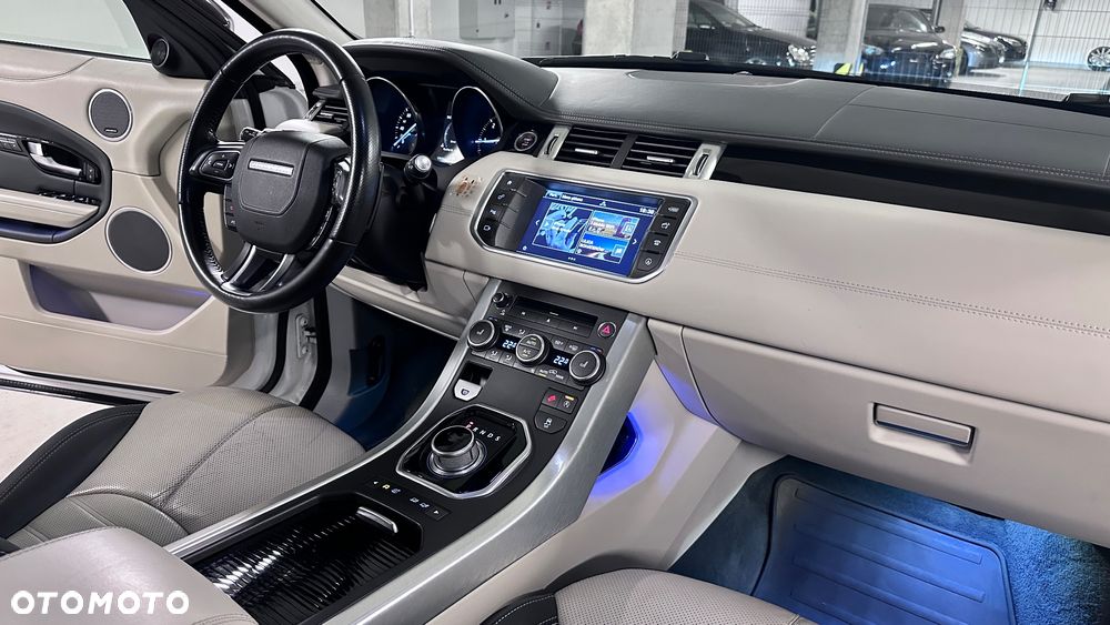 Land Rover Range Rover Evoque 2.0TD4 SE Dynamic Special Edition - 9