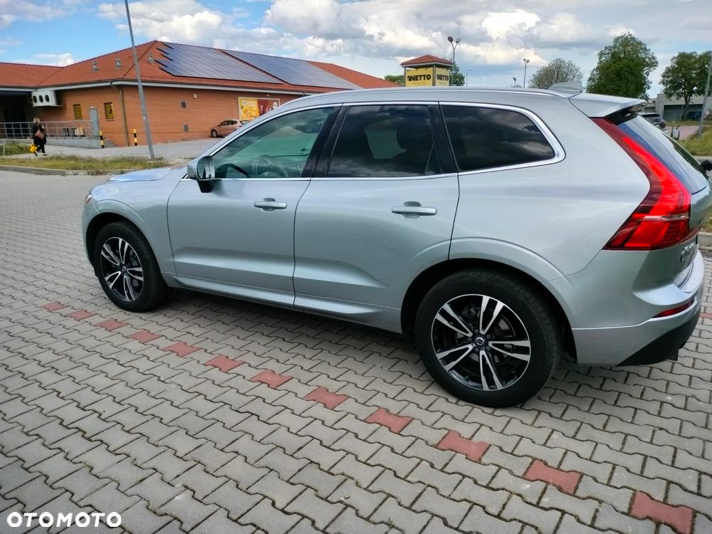 Volvo XC 60 T5 AWD Momentum - 10