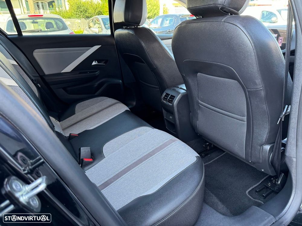 Opel Astra 1.5 D Elegance Aut. - 12