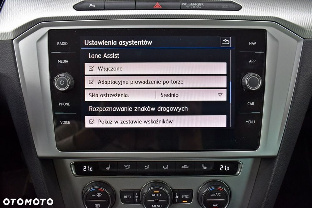 Volkswagen Passat Variant 1.8 TSI BMT Comfortline DSG - 22