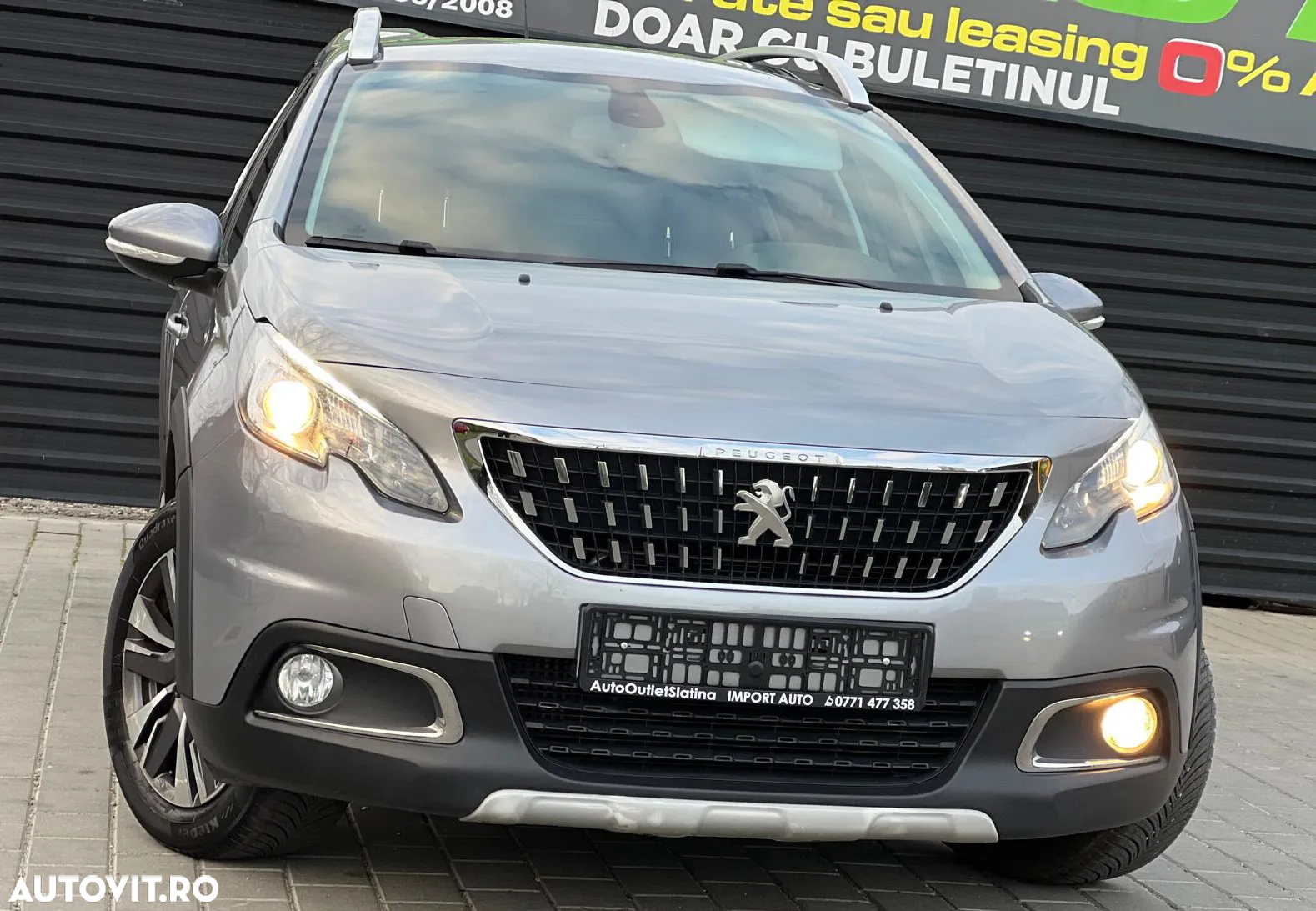 Peugeot 2008 1.2 PureTech EAT8 STT GT Pack - 9