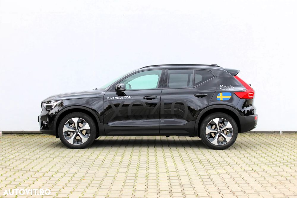 Volvo XC 40 B4 AT FWD MHEV Plus Dark - 4