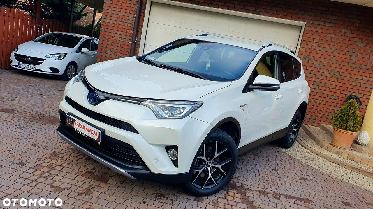 Toyota RAV4 - 6