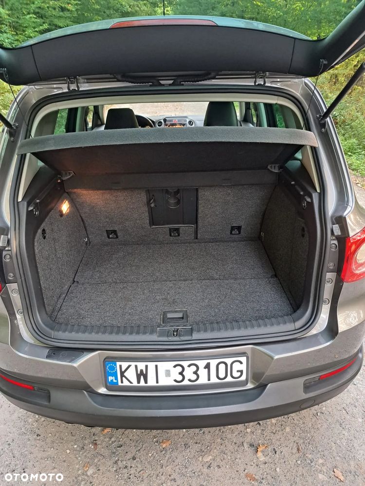 Volkswagen Tiguan - 8