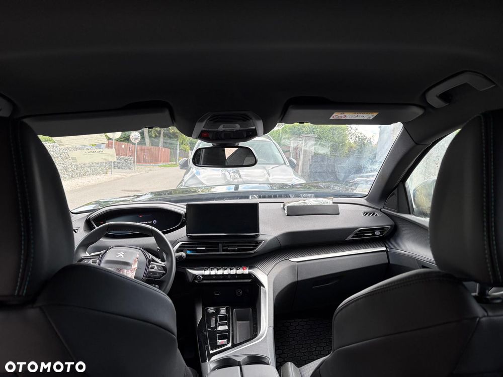 Peugeot 3008 1.2 PureTech Allure S&S EAT6 - 26