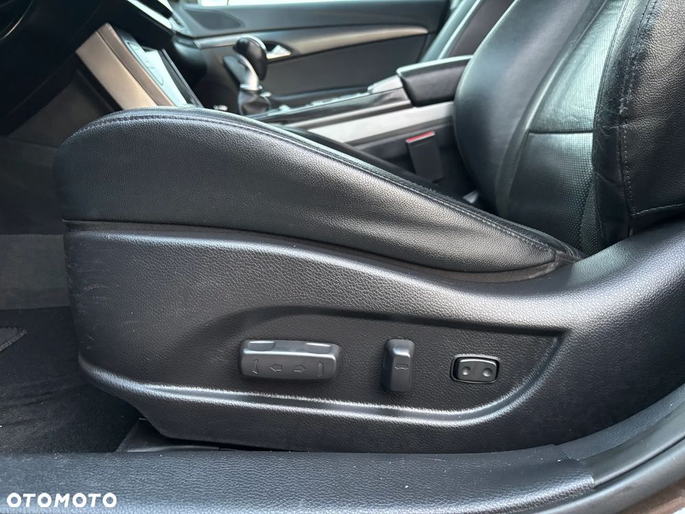 Hyundai i40 Kombi 1.7 CRDi Premium - 31