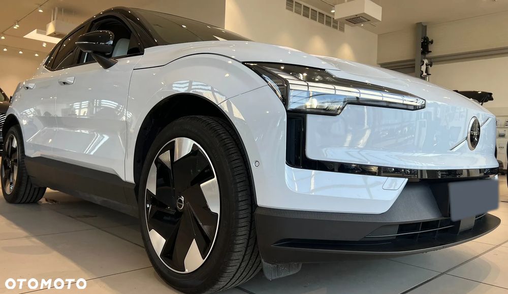 Volvo EX30 69kWh Twin Motor Ultra - 8