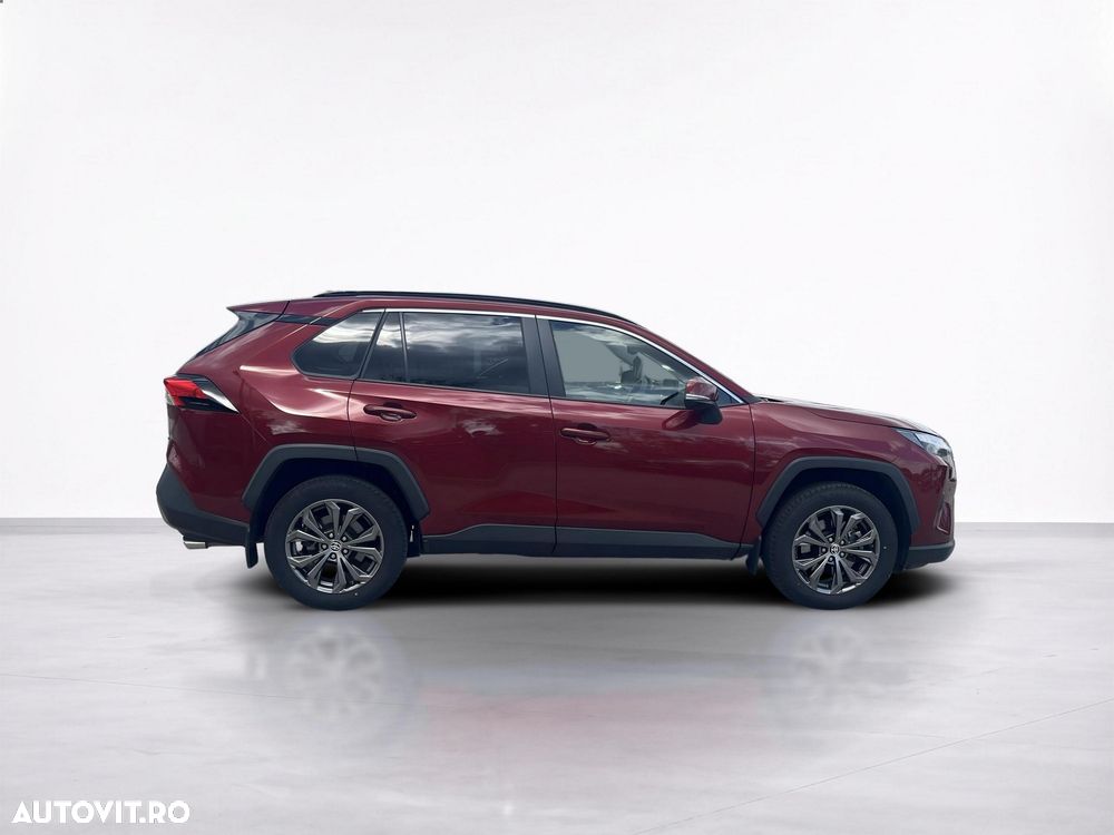 Toyota RAV4 - 8