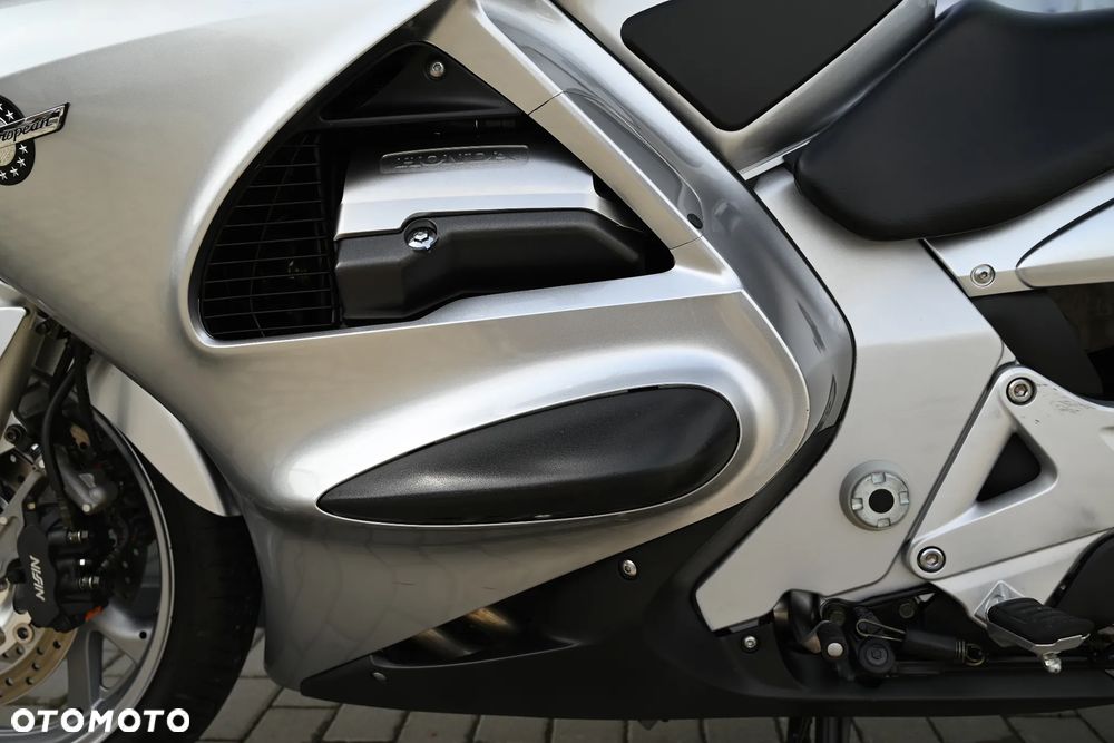 Honda ST - 11