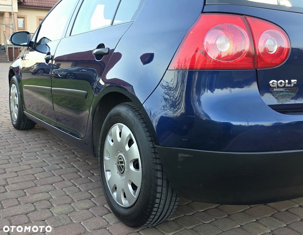 Volkswagen Golf - 16