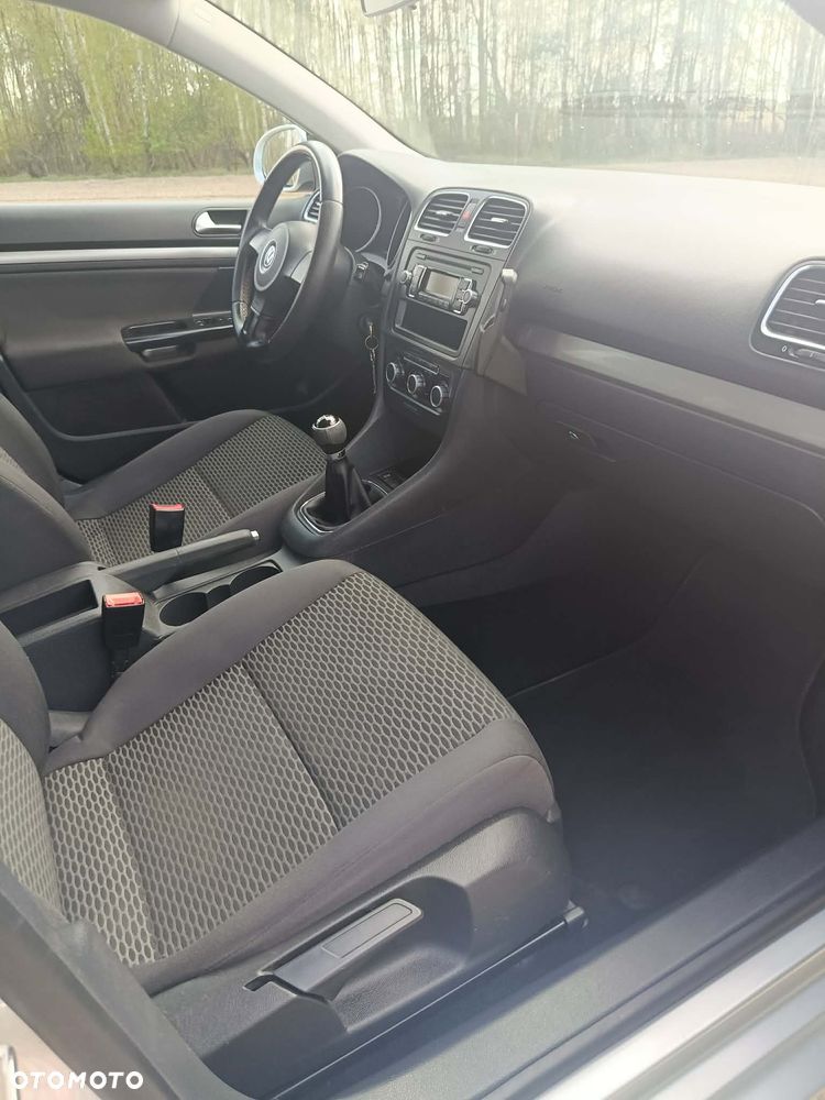 Volkswagen Golf - 14