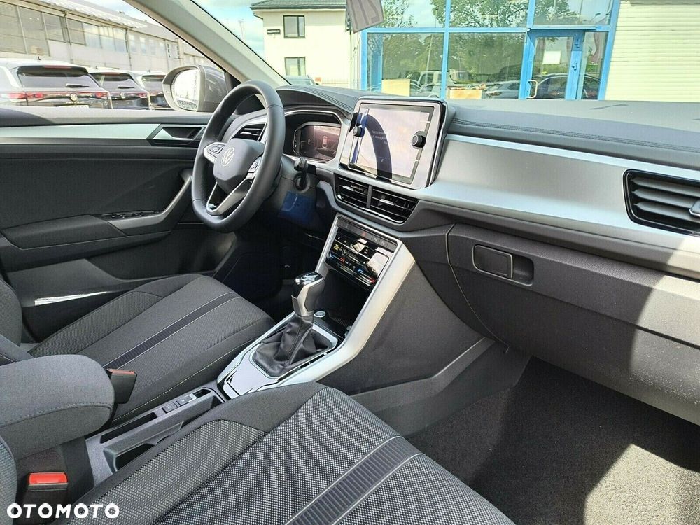 Volkswagen T-Roc - 13