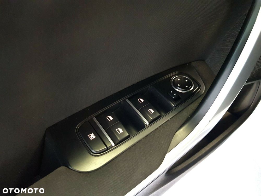 Kia Ceed 1.6 CRDi mHEV S - 14