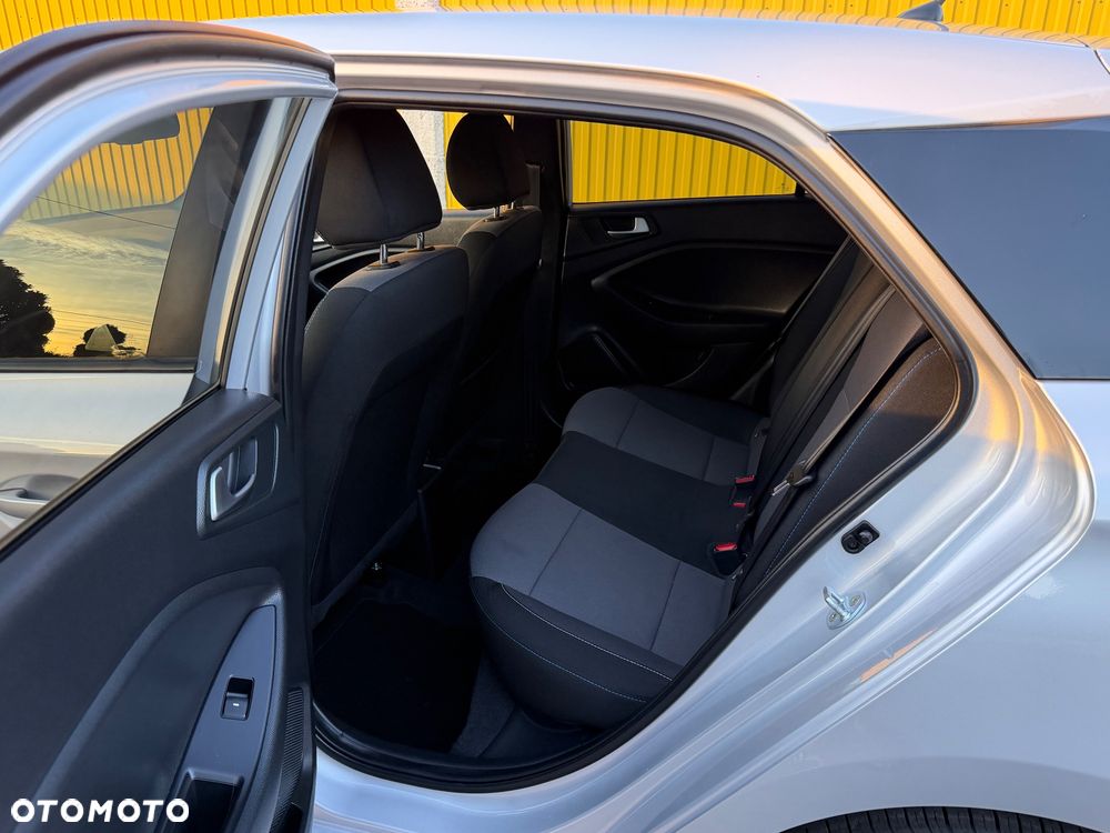 Hyundai i20 1.2 Passion Plus - 15