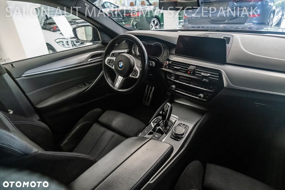 BMW Seria 5 530d xDrive M Sport sport - 34