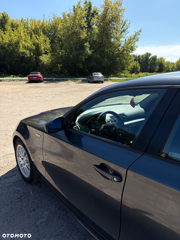 BMW Seria 1 118d - 9