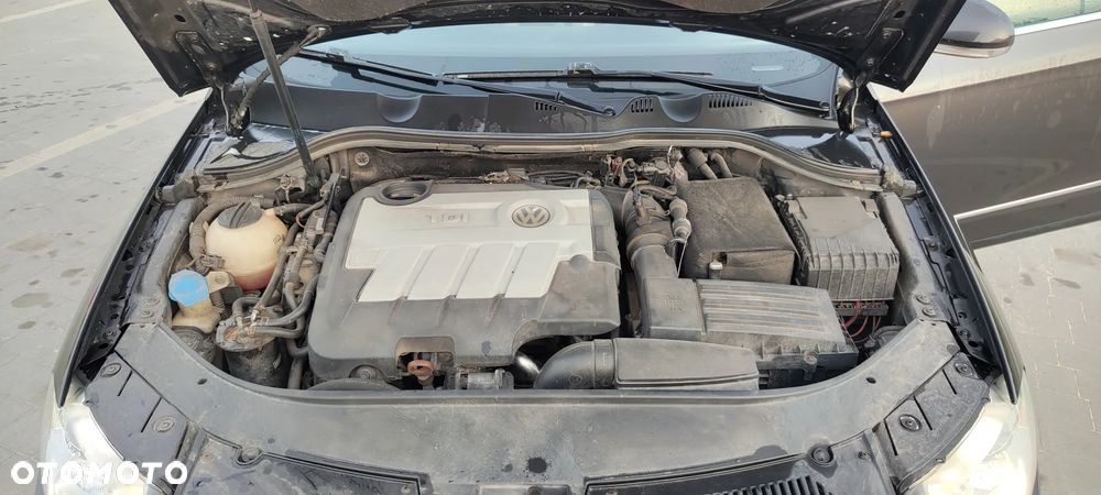 Volkswagen Passat 2.0 TDI DPF Highline DSG - 19