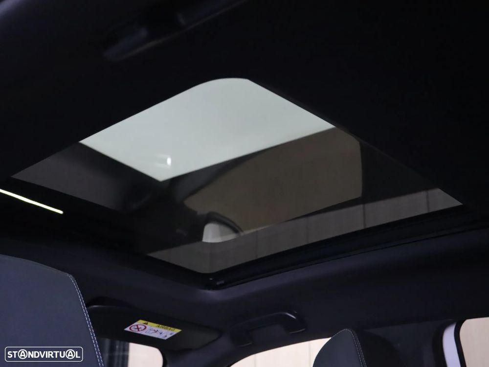 Peugeot 2008 1.2 PureTech GT - 14