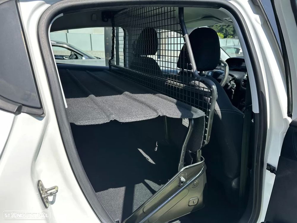 Peugeot 208 hdi active - 30
