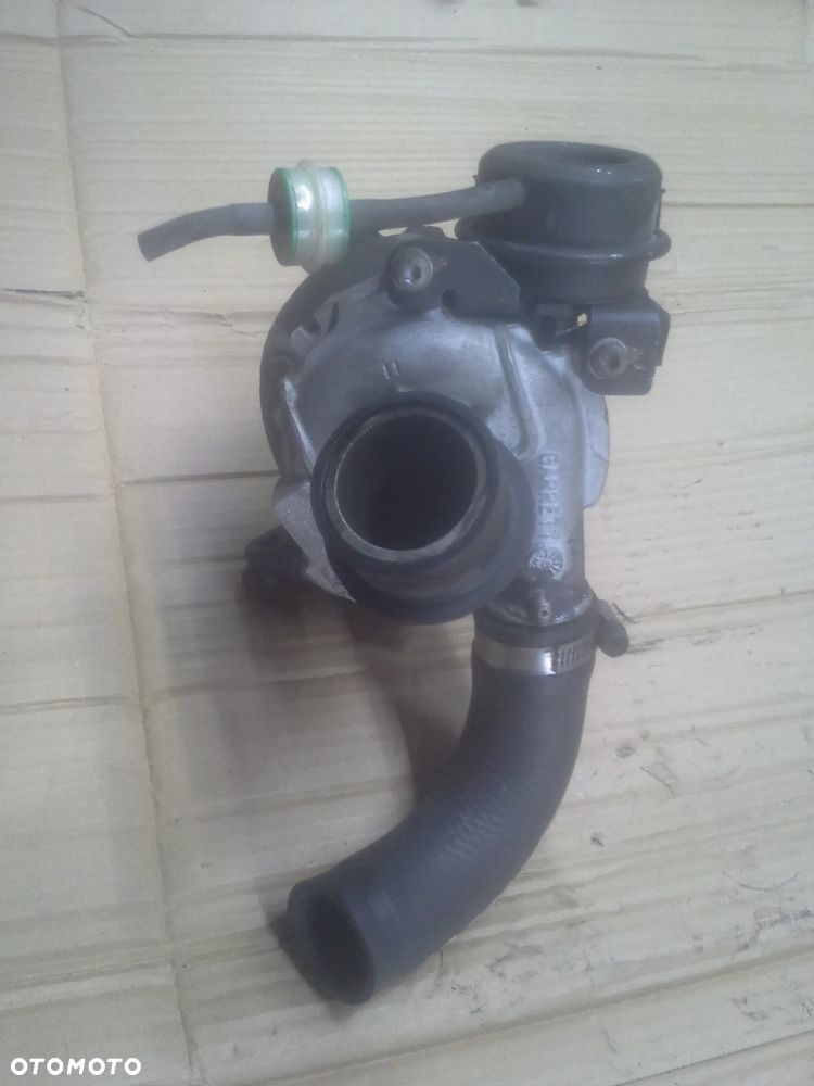 Toyota Corolla E12 Yaris II 1.4 D4D turbosprężarka GT1444V  17201-0N010 - 16