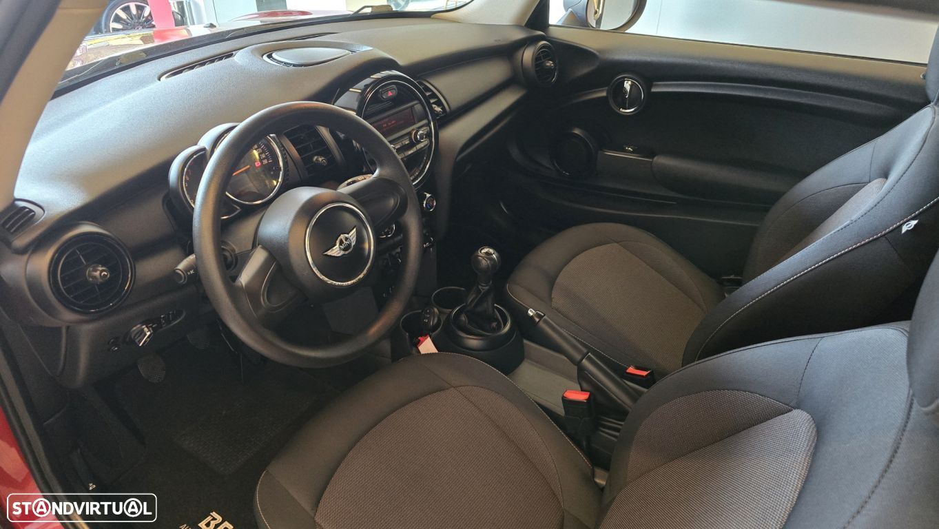 MINI 3 Portas One - 35