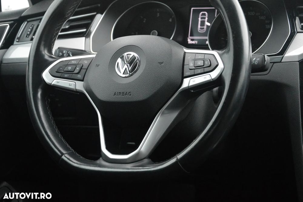 Volkswagen Passat 1.6 TDI (BlueMotion Technology) DSG Comfortline - 9