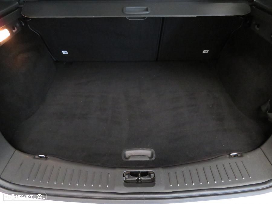 Ford Kuga 2.0 TDCi 4x4 Aut. Titanium - 19