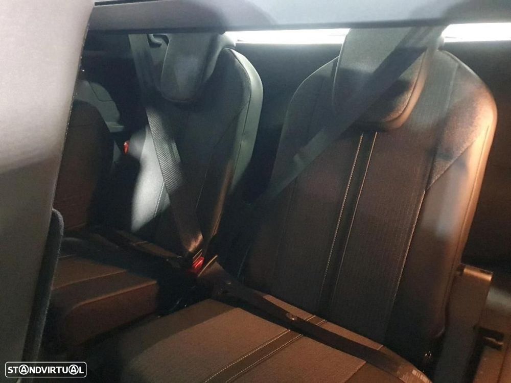 Peugeot 5008 - 7