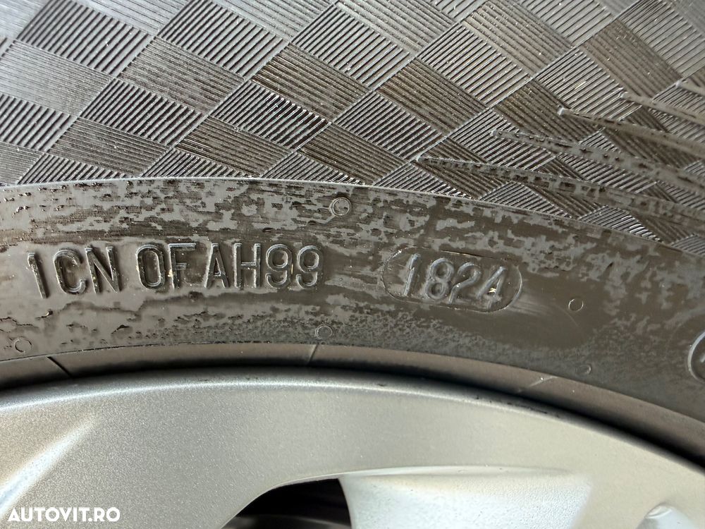 Hyundai Tucson blue 1.7 CRDi 2WD Style - 16