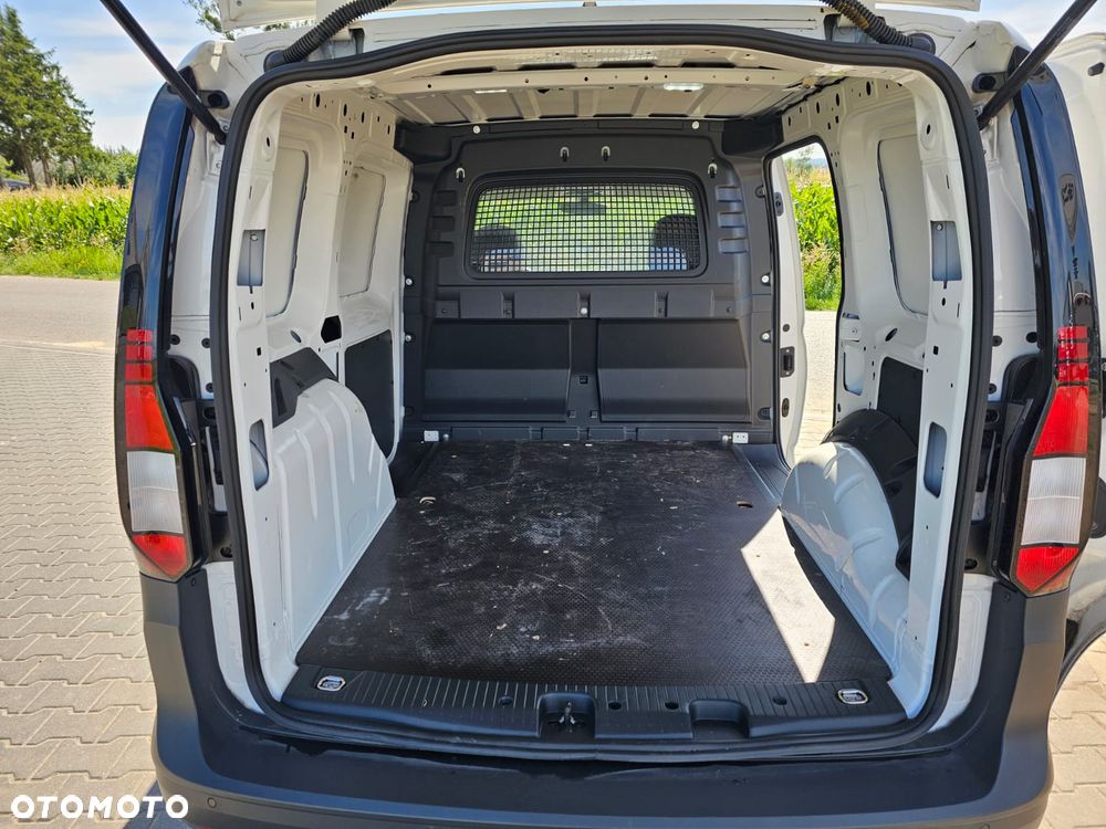 Volkswagen Caddy - 14