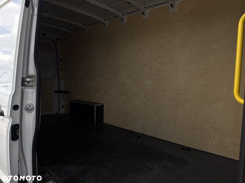 Volkswagen Crafter - 24
