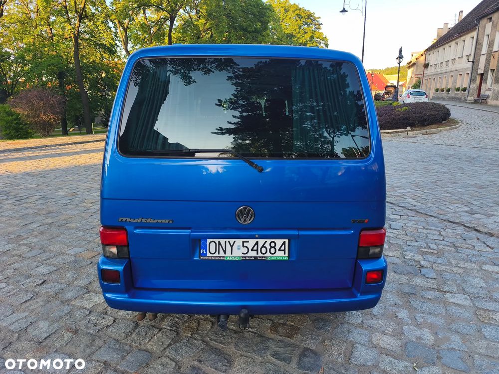 Volkswagen Multivan - 4