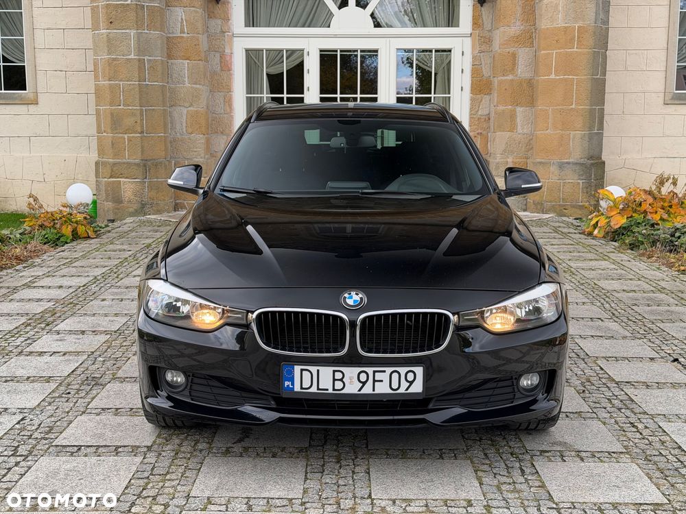 BMW Seria 3 2015 photo 2