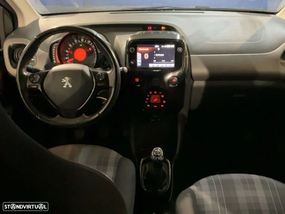 Peugeot 108 1.0 VTI Top! Allure — fotografia 9