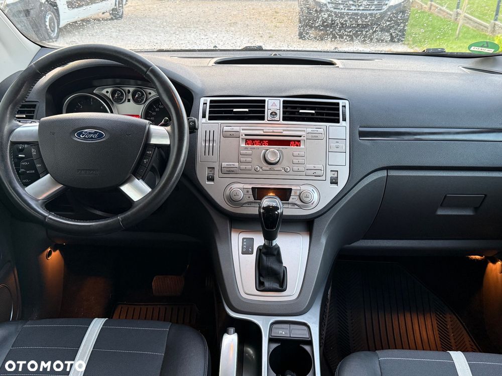Ford Kuga 2.0 TDCi 4x4 Titanium - 15